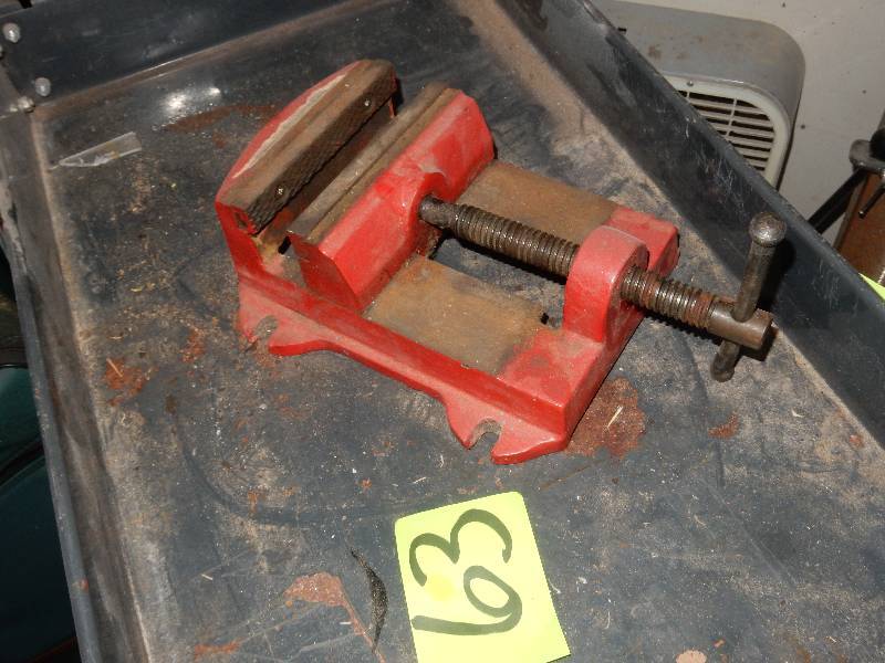 lot 63 image: Table Vise