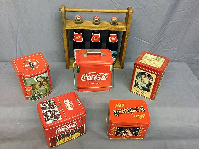 lot 24 image: ND Centennial Coke bottle display & tins
