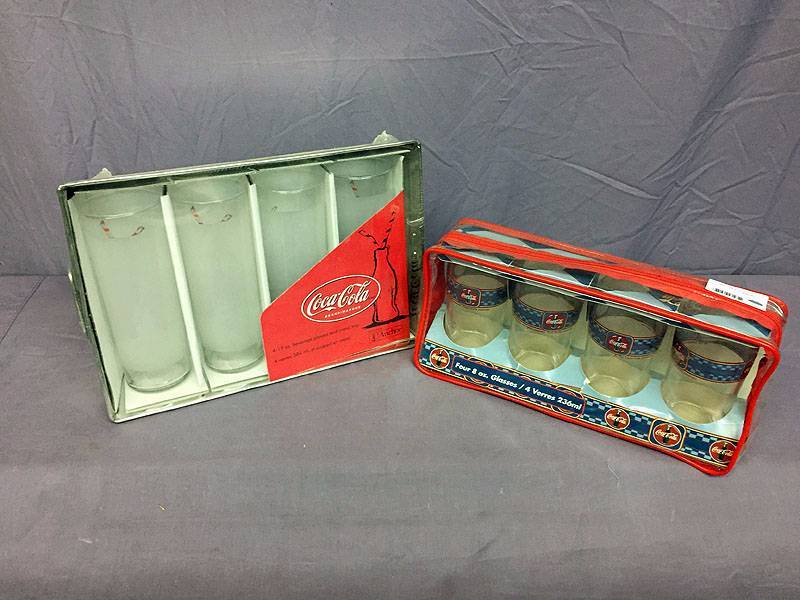 lot 22 image: Coke tray and glasses
