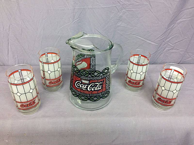 lot 27 image: Glass pitcher and 4 glasses