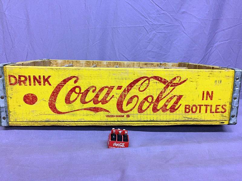 lot 46 image: Coke yellow wood crate and mini 6 pack