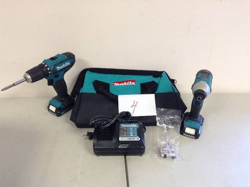 lot 4 image: Makita CT226 12V Max CXT Lithium-Ion Cordless Combo Kit, (2 Piece)