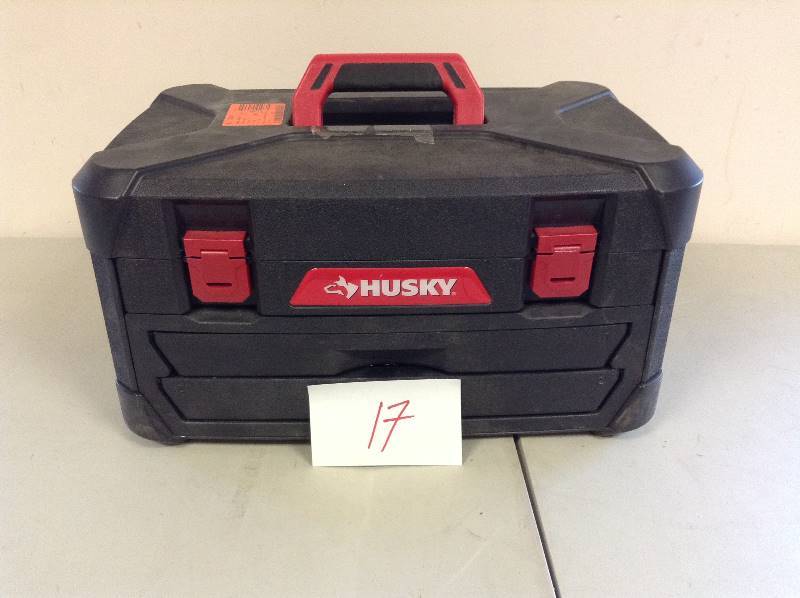 lot 17 image: Husky 268 PC Mechanics Tool Set