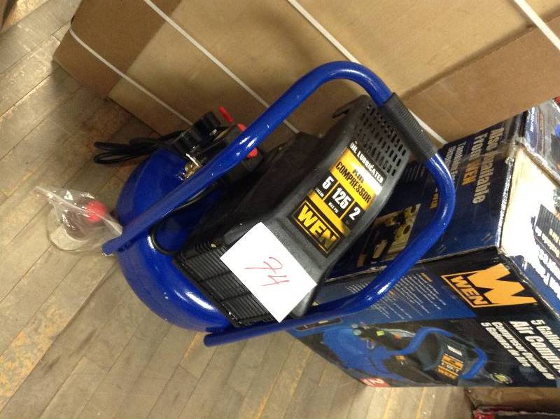 lot 74 image: WEN 5 Gallon Air Compressor
