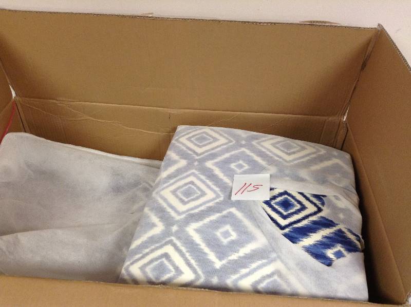 lot 115 image: Emilia Dinig Chair Blue