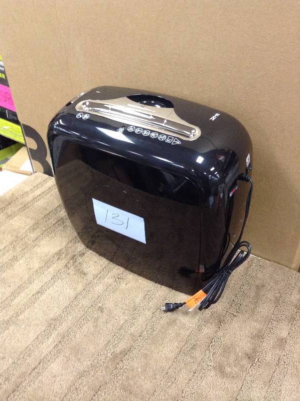 lot 132 image: Fellowes Powershred M-12C Cross Cut Paper Shredder