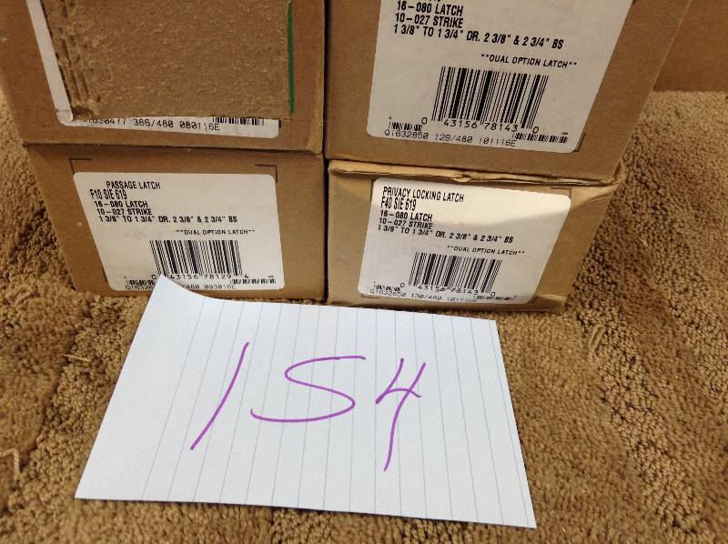 lot 154 image: Lot of 5 Privacy  Locking Latch F40 SIE 619
