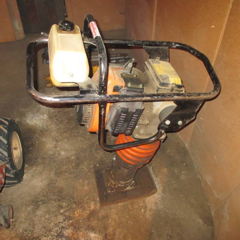 lot 11 image: MT-70 Multiquip Packer