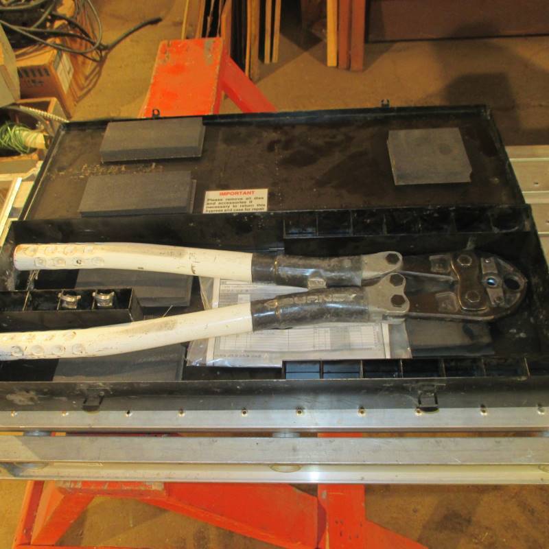 lot 25 image: Burndy Hytool MD6MD7 Wire Crimper
