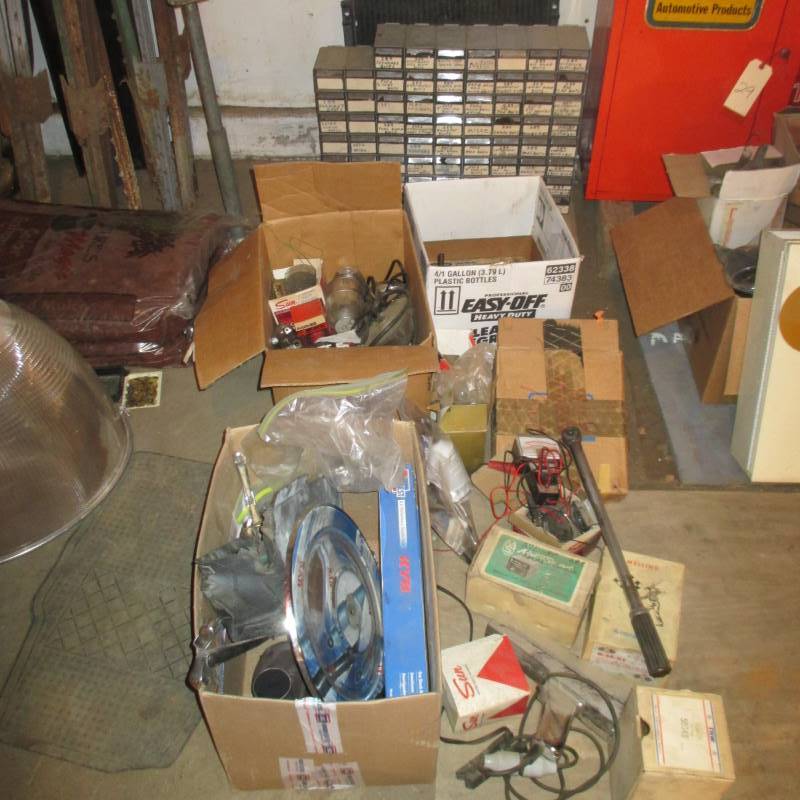 lot 31 image: Parts Bins & Car Parts (see pics)