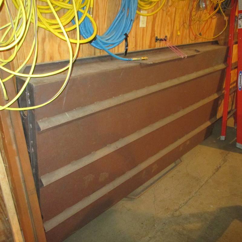 lot 42 image: 4 x 8 Ground Thaw Box
