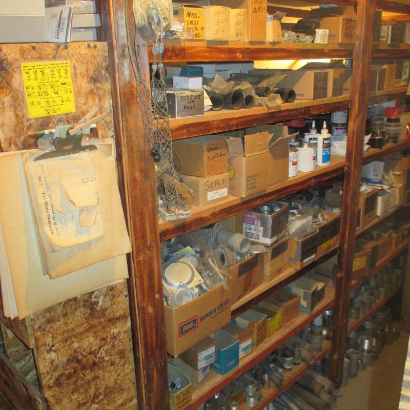lot 61 image: Contents of Shelving Conduit Fittings & Misc. see pics
