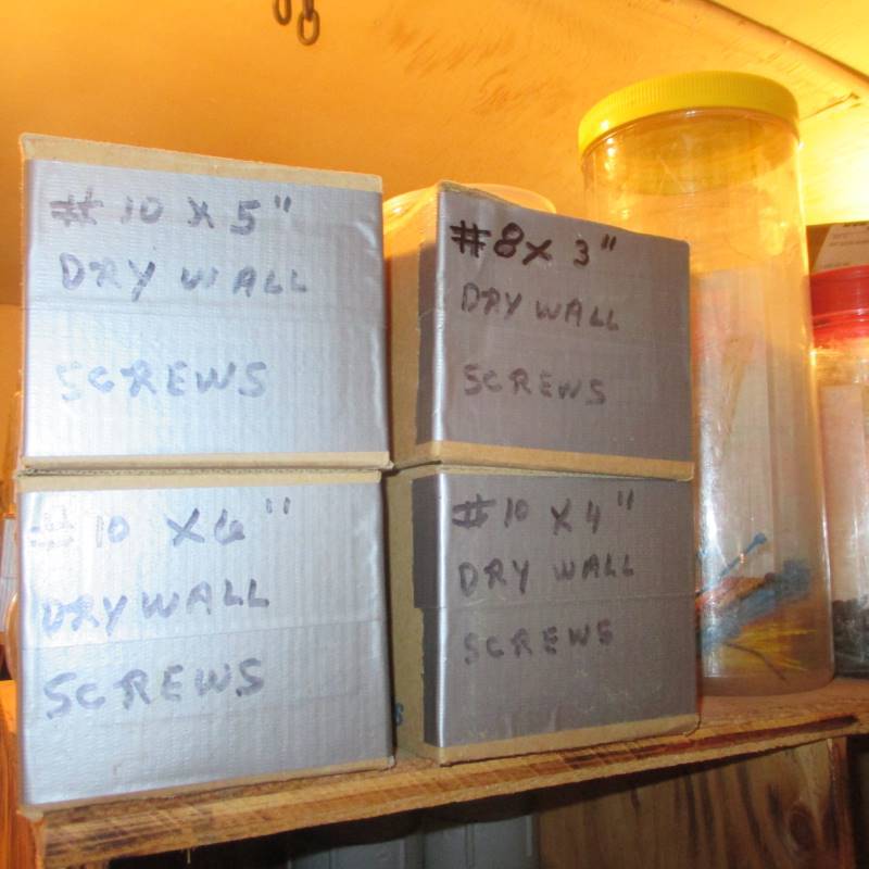 lot 67 image: Contents of Shelf Unit Conduit Fittings Metal & PVC