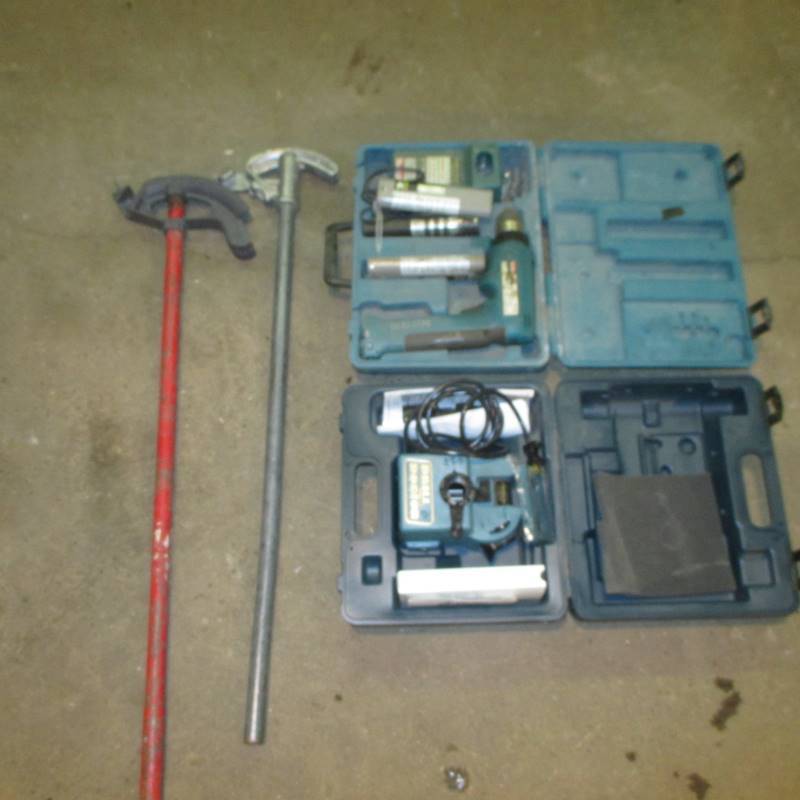 lot 94 image: Makita Drill, Conduit Benders, Drill Doctor