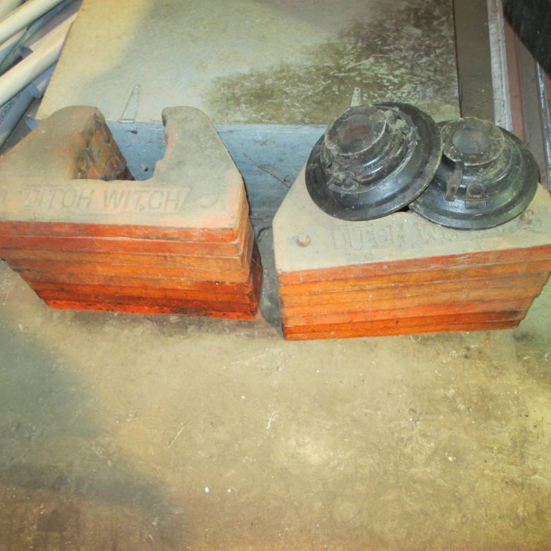 lot 122 image: (15) Ditch Witch Weights
