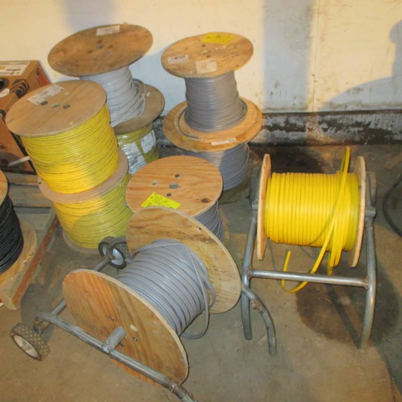 lot 142 image: Lot of Wire