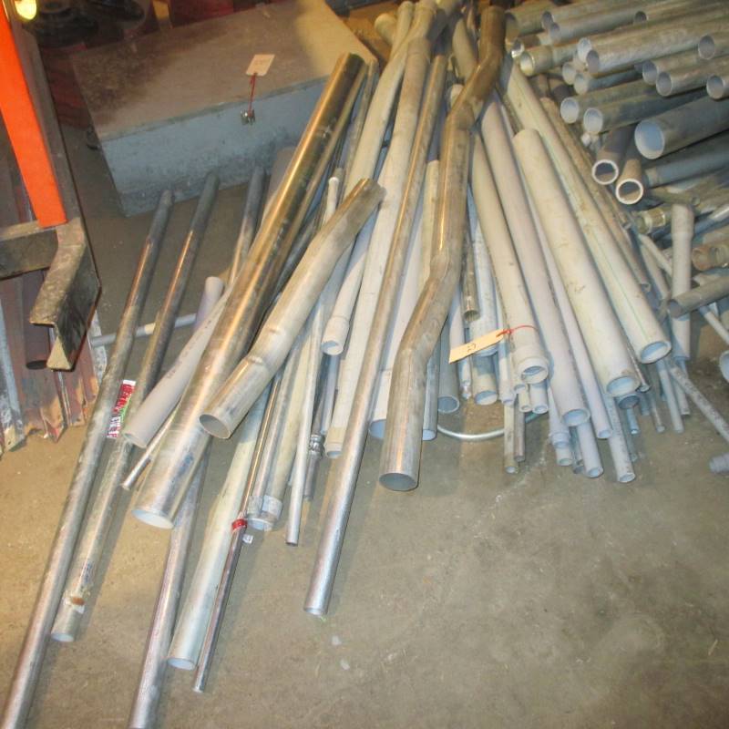 lot 152 image: Various Lengths of PVC & Steel Conduit