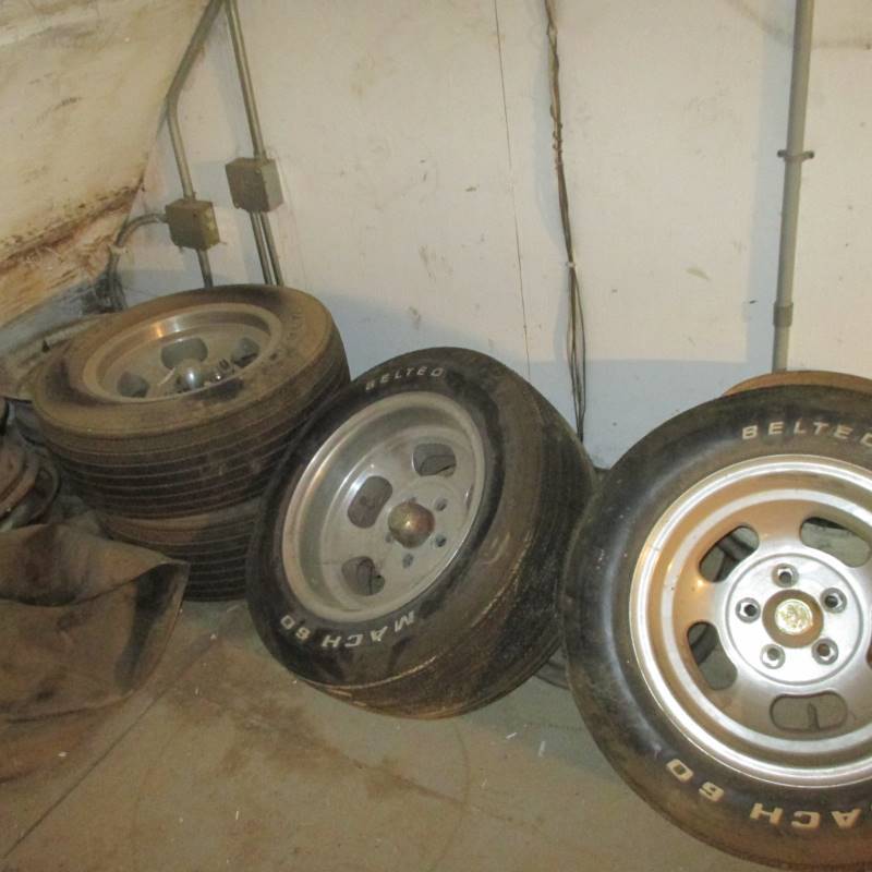 lot 161 image: Lot of Wheels & Tires