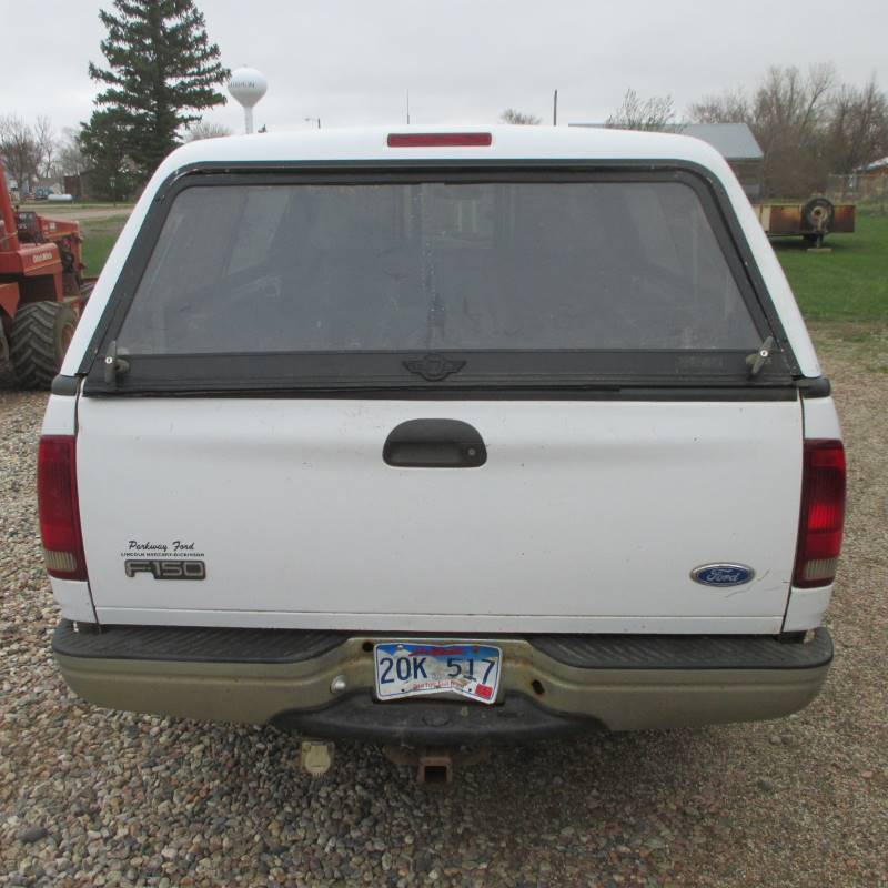 lot 4 image: 1997 Ford F150 Pickup