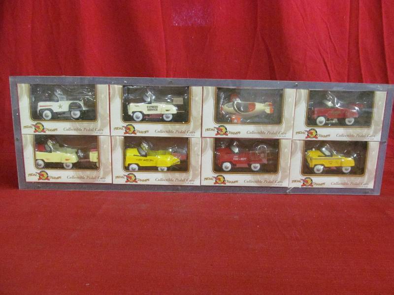 lot 17 image: Pedal Champs cars