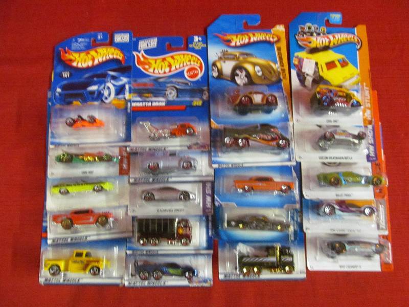 lot 25 image: Hot Wheels