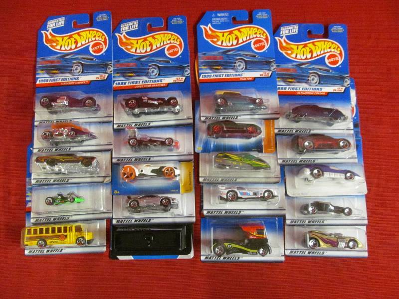 lot 27 image: Hot Wheels
