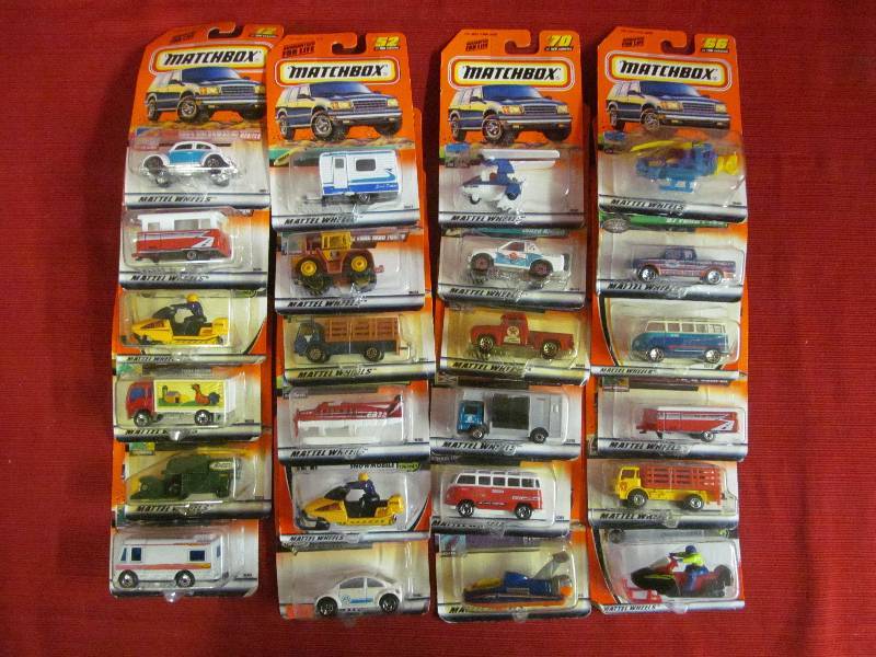 lot 43 image: Matchbox cars