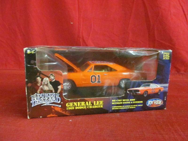 lot 103 image: General Lee