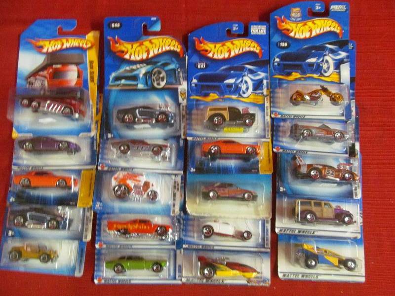 lot 137 image: collectible Hotwheel