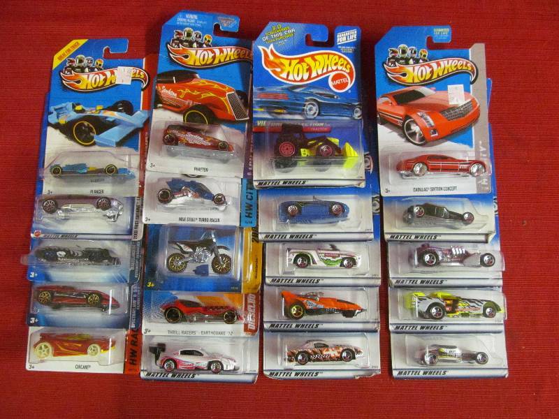 lot 140 image: collectible Hotwheel