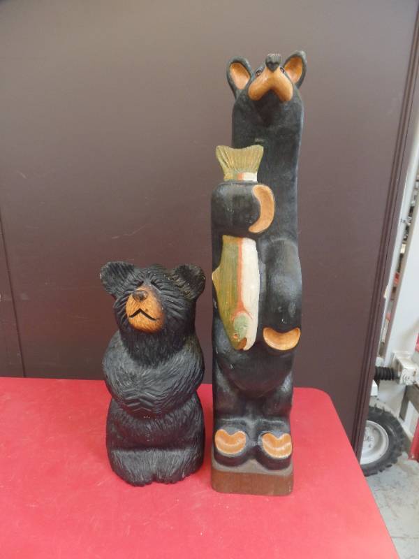 lot 730 image: BEAR STATUES