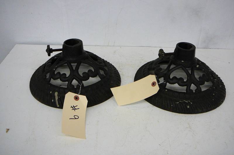 lot 9 image: Cast Bases