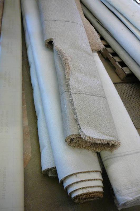 lot 41 image: Lot of Carpet & Vinyl Reminets
