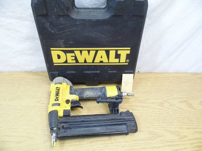 lot 28 image: DeWalt Air Nailer