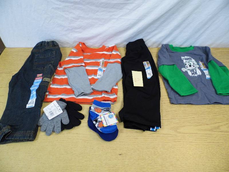 lot 62 image: New Clothing