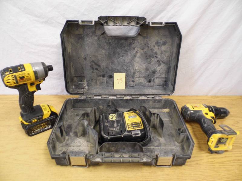 lot 73 image: DeWalt Combo Kit