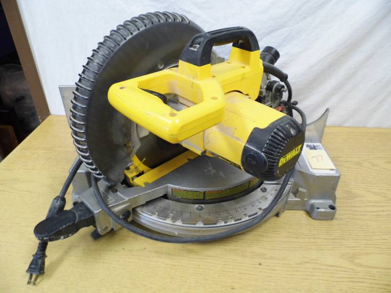 lot 77 image: DeWalt Compound Miter Saw