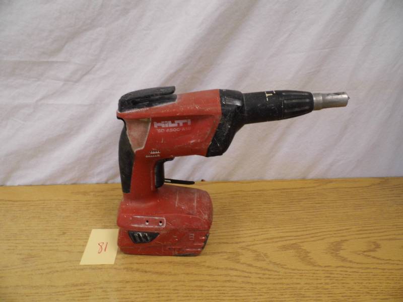 lot 81 image: Hilti Drill