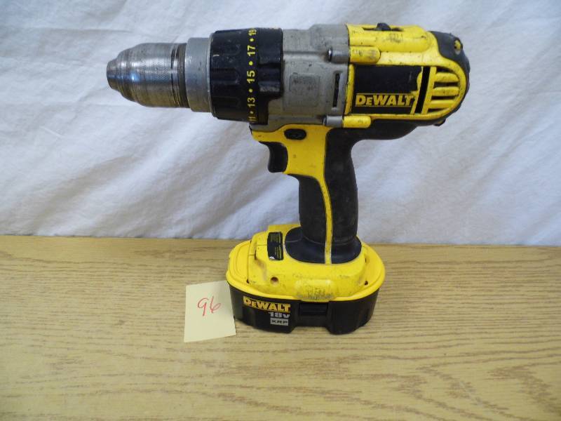 lot 96 image: DeWalt 12 Drill