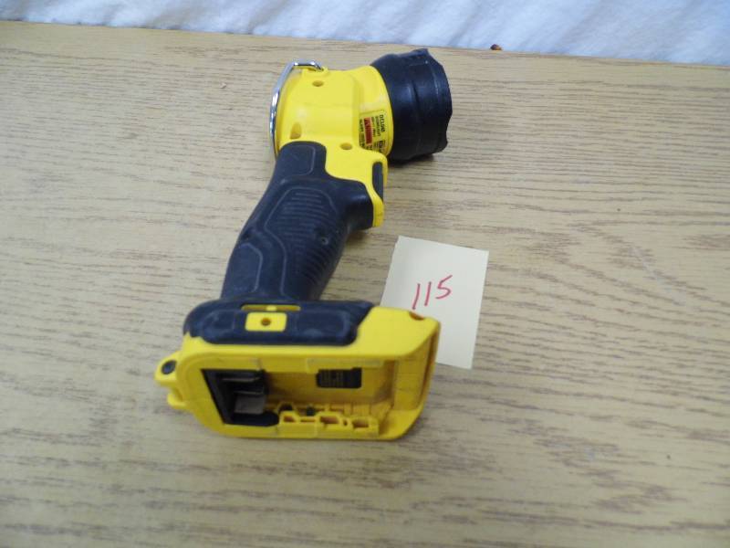 lot 115 image: DeWalt Worklight