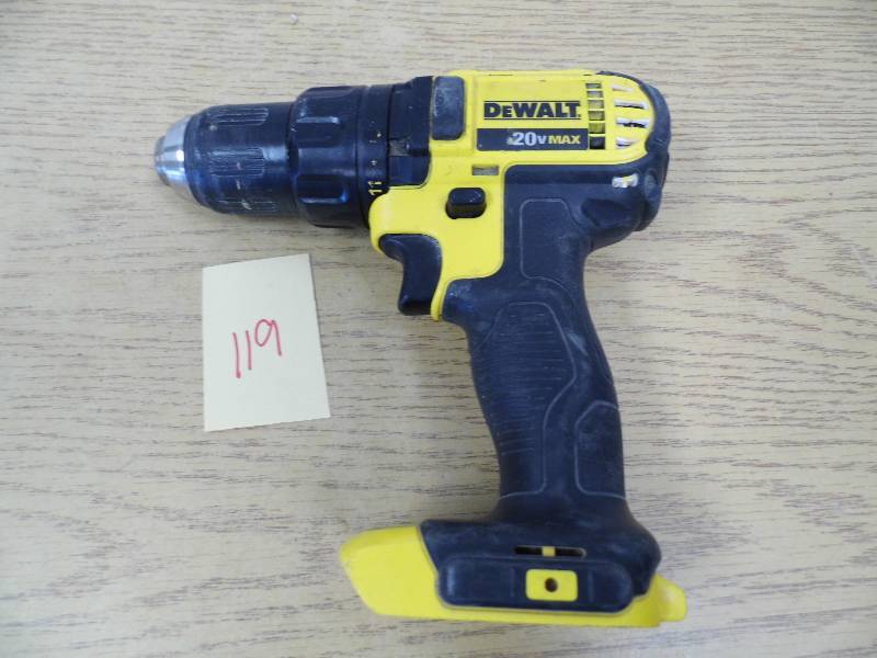 lot 119 image: DeWalt Drill