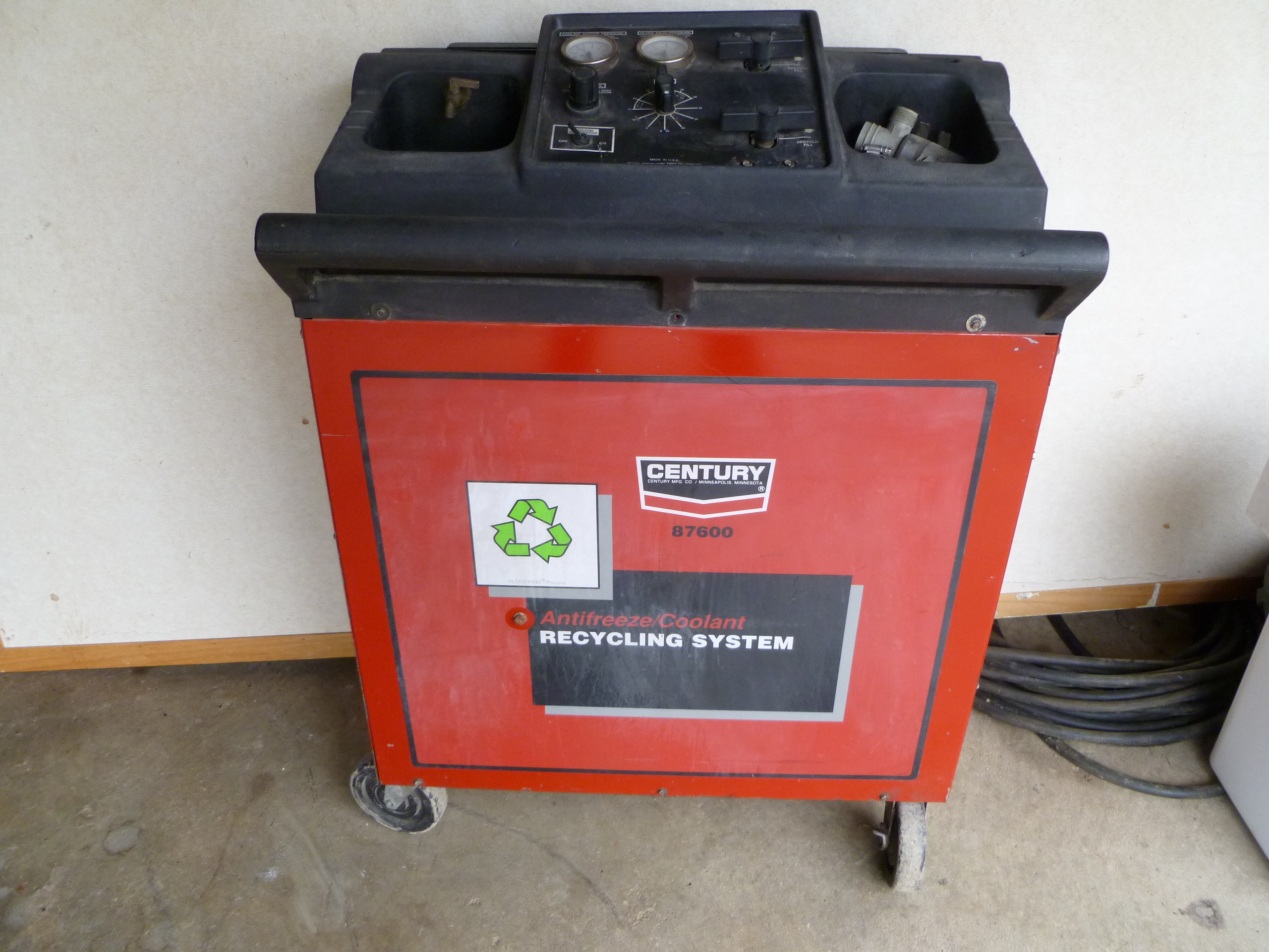 lot 6 image: Century 87600 Coolant Flush Machine