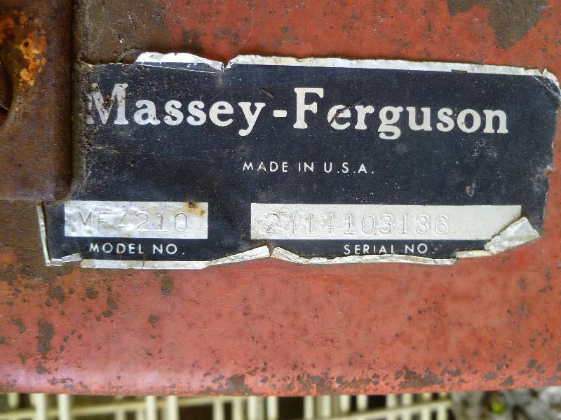 lot 51 image: Massey Ferguson Mower Deck