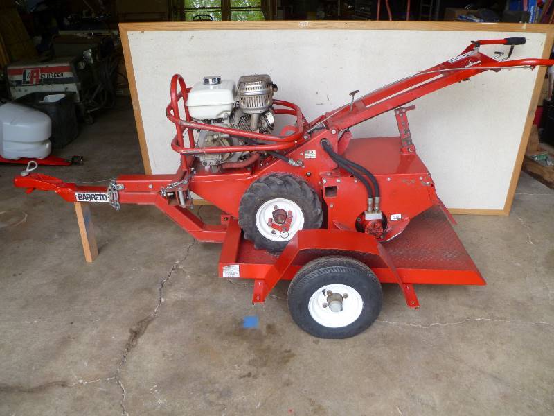 lot 2 image: Baretto 918 Hydraulic Rear Tine Tiller w Custom Trailer