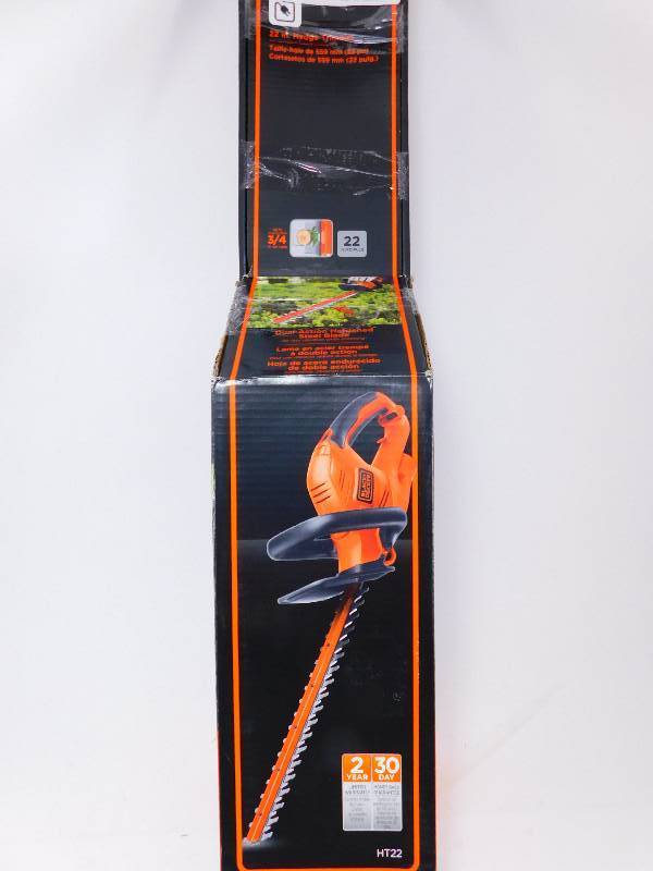 lot 5 image: Blackdecker 22 Hedge Trimmer, Orange Tested Works