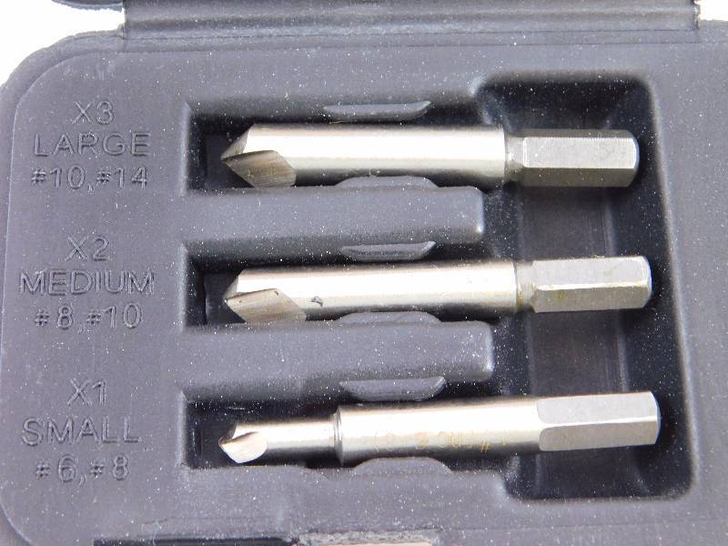 lot 32 image: New Handy Toughtest 3 Piece Screw Remover Set X1, X2, X3