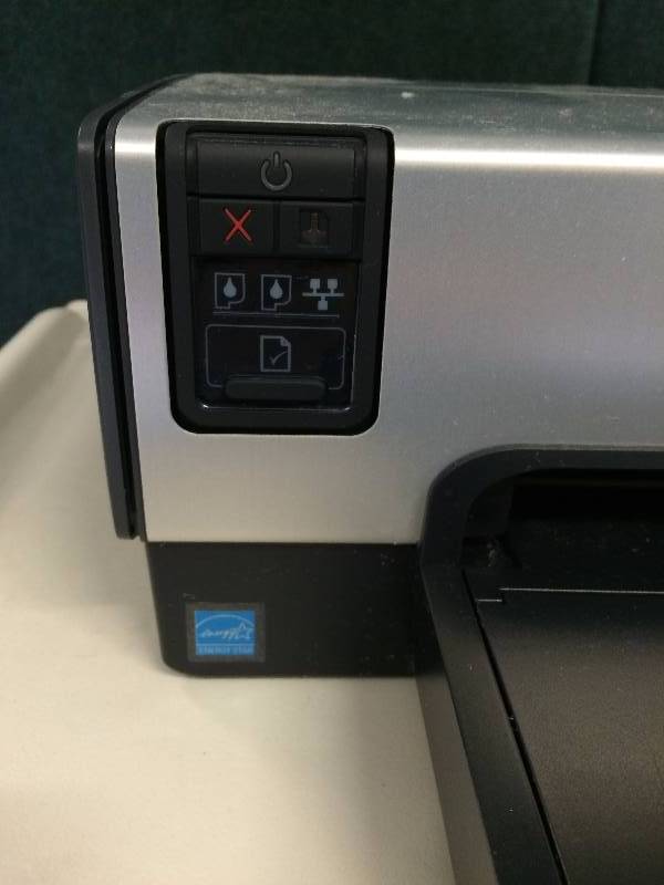 lot 70 image: Retails Used $200 HP Deskjet 6940 Color Printer - Excellent Condition
