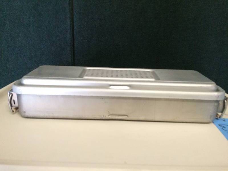 lot 82 image: V. Mueller Baxter Genesis Sterilizer Tray (19 x 6.5x 3) - Nice Condition
