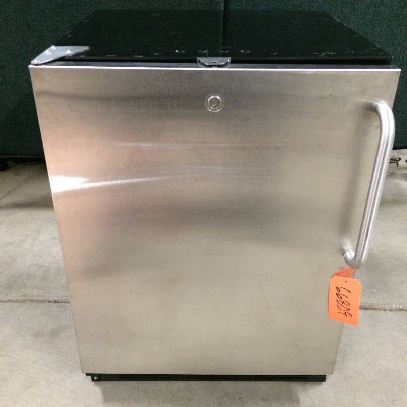 lot 15 image: WOW Retails New $1000 ADA Compliant Under Counter Medical & Commercial Grade Summit Stainless Steel Refrigerator Accucold ALB753B - Like New Condition