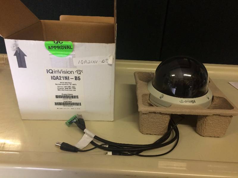 lot 31 image: WOW Retails New $800 IQeye IQA21NI-B5 Alliance H.264 1.3MP Interior DayNight Vandal Dome Security Night Surveillance Camera, DayNight Varifocal Lens - Like New Condition